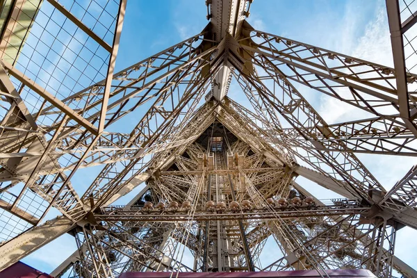 Main Elevator Eiffel Tower — Stock Photo, Image