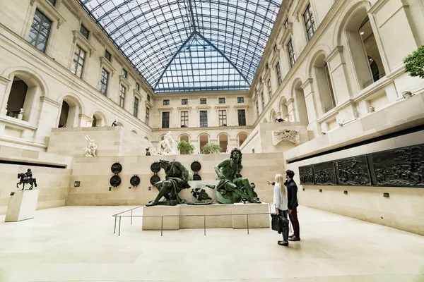 Paris Francja Circa Maja 2017 Luwr Widok Wewnątrz Galerii Hall — Zdjęcie stockowe