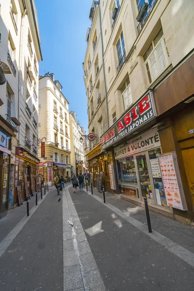 Paris Frankrike Circa Maj 2017 Människor Gör Shopping Berömda Rue — Stockfoto