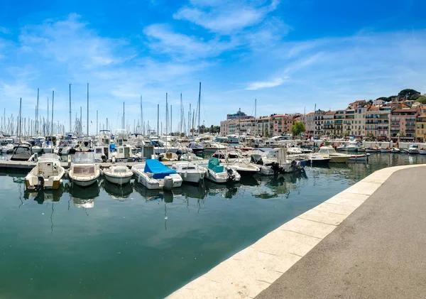 Iates Modernos Brancos Porto Marítimo Nice França — Fotografia de Stock