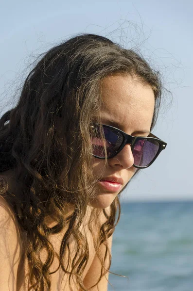 Retrato Jovem Praia Durante Férias — Fotografia de Stock