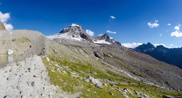 Parco Gran Paradiso Dağ Silsilesi Talya Panoraması — Stok fotoğraf