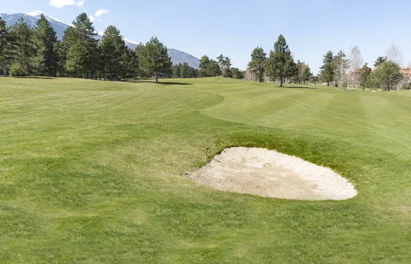 Golfplatz Mit Sandbunker — Stockfoto