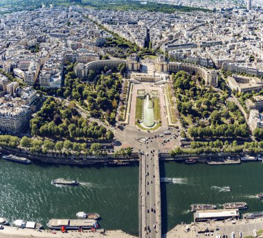 Panoramik Eyfel Kulesi Tour Eiffel Trocadero üzerinde görünümü