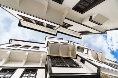 Makedonya Eski Ohri kasabasında Urania geleneksel evin genel mimarisi