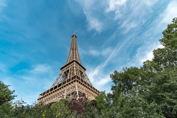 Vista Cinemática Torre Eiffel Parisina Durante Día — Foto de Stock