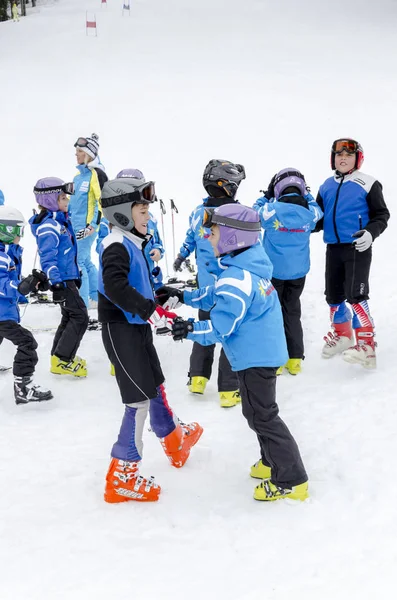 Bansko Bulgaria Circa October 2015 Bulgarian Children Forming Ski School — Stock Photo, Image