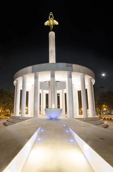 Monument Fallen Heroes Skopje Macedonia — Stock Photo, Image