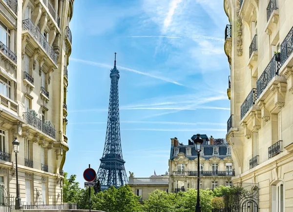 Utsikt Över Eiffeltornet Från Avenue Camoens — Stockfoto