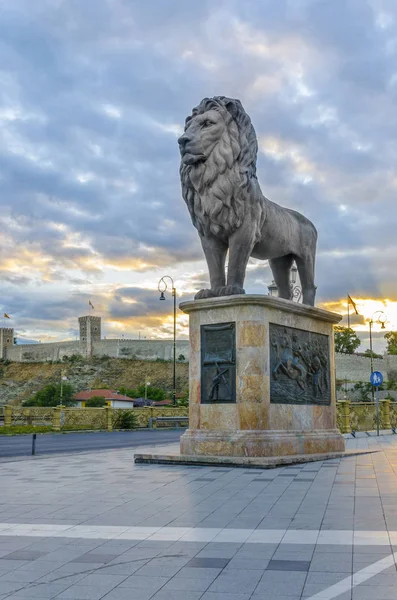 Statue Lion Front Bridge Goce Delcev Skopje Macedonia — Stock Photo, Image