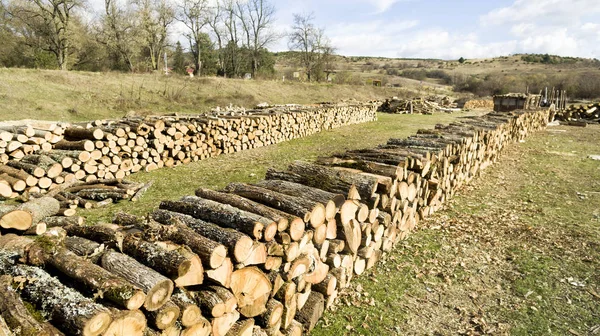 Natürlicher Holzhintergrund Nahaufnahme Aus Gehäckseltem Brennholz Brennholz Gestapelt Und Für — Stockfoto