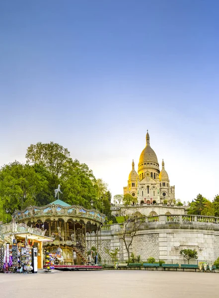 Sacre Coeur Bazilikası Ünlü Katolik Kilisesi Paris Atlıkarınca Yolculuğu Ile — Stok fotoğraf