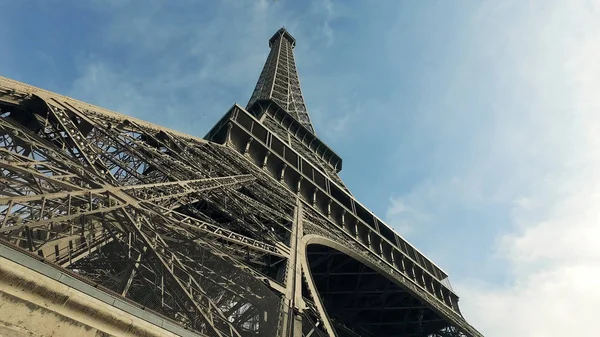 Increíble Vista Cinematográfica Torre Eiffel Parisina Durante Día — Foto de Stock