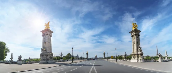 Panoramisch Uitzicht Van Alexander Iii Brug Parijs Met Uitzicht Koepels — Stockfoto