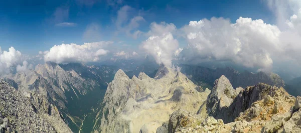 Refúgio Gouter Ponto Partida Popular Para Tentativa Ascensão Mont Blanc — Fotografia de Stock