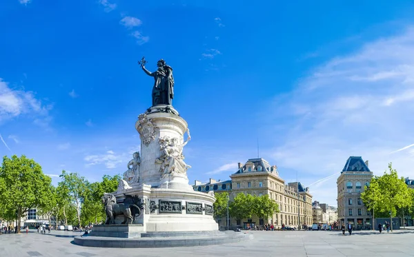 Paris France Circa May 2017 Panoramic View Statue Republic — Stock Photo, Image