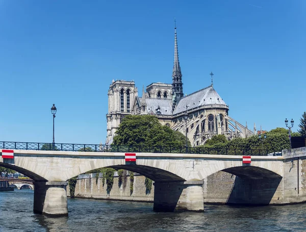 Panorámás Kilátás Nyílik Notre Dame Paris Katedrális Híd Szajna Folyón — Stock Fotó