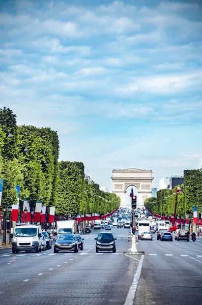 Visa Trafik Champs Elysees Mot Arc Triumf Paris — Stockfoto
