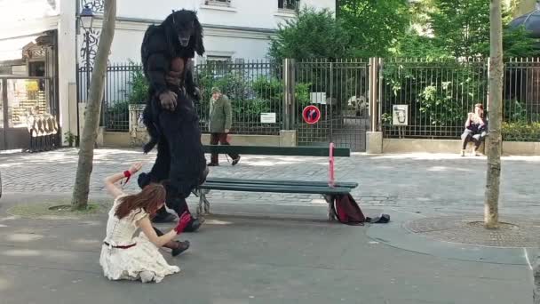 Skönheten Och Odjuret Oidentifierad Ung Flicka Danser Baletten Med Oidentifierade — Stockvideo