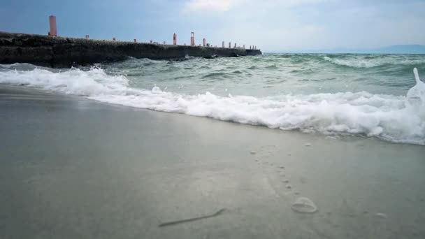 Natur Hintergrund Meereswellen Planschen Den Strand Sand Mit Blick Auf — Stockvideo