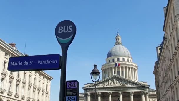 National Landmark Paris Pantheon Building Latin Quarter Public Transportation Bus — Stock Video