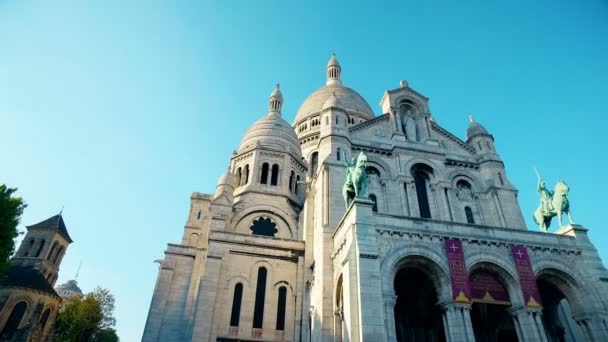 Κινηματογραφική Άποψη Της Βασιλικής Sacre Coeur Στη Μονμάρτη Του Παρισιού — Αρχείο Βίντεο