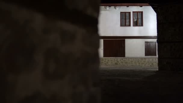 Establishment Shot Vintage Dark Alley Old Traditional House Bansko Bulgaria — Stock Video