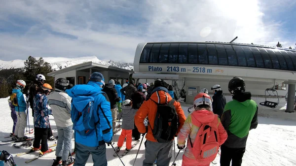 Bansko Bulgarien Feb 2018 Pov Synvinkel Skidåkare Ski Lift Boarding — Stockfoto