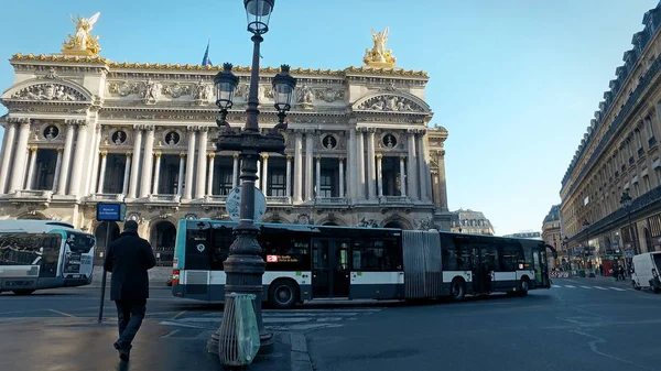 法国巴黎 2017年5月11日 法国巴黎的皇宫或歌剧院加尼耶和国家音乐学院 它是一个1979年位子的歌剧院 从1861年到1875年为巴黎歌剧被修造了 — 图库照片