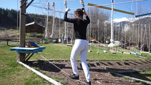 Outdoor Female Shoes Rope Grid Adventure Park — Stock Photo, Image