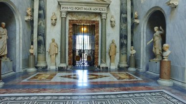 Rome, İtalya - 16 Haziran, 2017: Pan St Peter's tavan görüntüleri