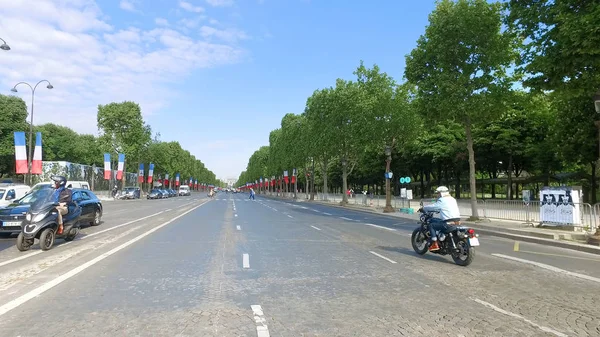 París Francia Mayo 2017 Pov Turístico Tráfico Calle Champs Elysees —  Fotos de Stock