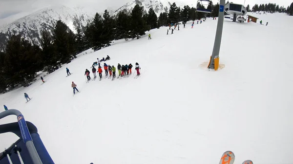 Pov Telesilla Pista Escuela Esquí Aprendiendo Técnica Básica Esquí — Foto de Stock