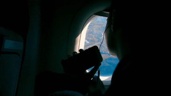 Girl Headphone Listening Music Taking Pictures Smartphone Smiling Looking Airplane — Stock Photo, Image