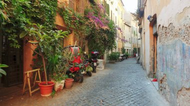 Pov yürümek antik cadde ve sokakları, Roma, İtalya