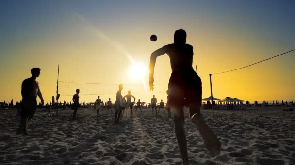 Sílhueta Vôlei Praia Pôr Sol — Vídeo de Stock