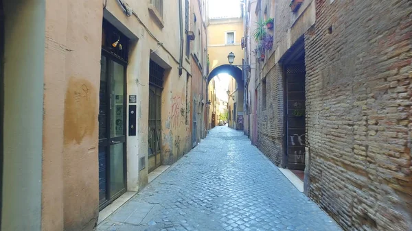 Прогулка Улице Риме Италия — стоковое фото