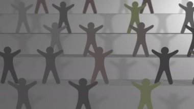 liderlik ekibi merdivenlerde kağıdı keser