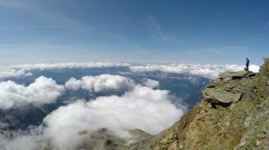 Mont Blanc Tur du Gouter ev balkon 3835 m den panoramik manzaraya, sığınma evi başlangıç noktası Mont Blanc, Fransa yükselişi deneyen için popüler