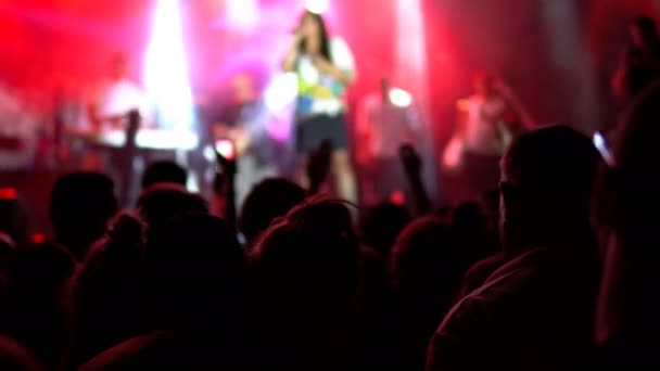 观看音乐会的观众 公共音乐会 无票务活动 — 图库视频影像