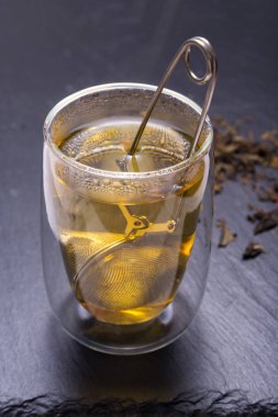 Çay ve paslanmaz çelik çay demlik ile çift cidarlı cam