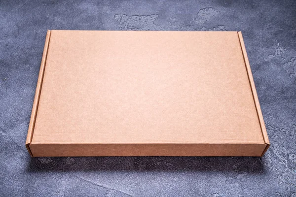 Prázdné Nové Hnědé Krabici — Stock fotografie
