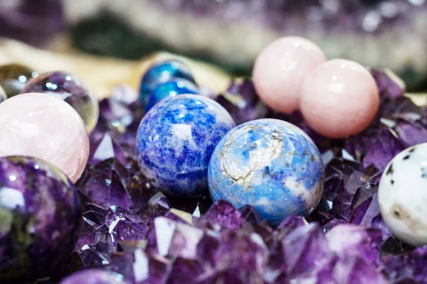 Round gemstone balls for crystal healing