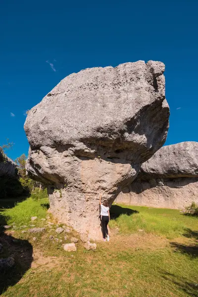 La Ciudad encantada. Büyülü şehir Doğal Parkı, crapicious grubu kalker kayalar Cuenca, İspanya oluşturur..