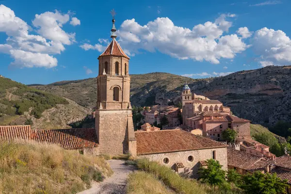 Albarracin, teruel, İspanya ortaçağ köyü.