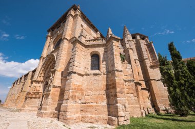 Santa Maria la gerçek kilise Olmillos de Sasamon, Burgos, İspanya.