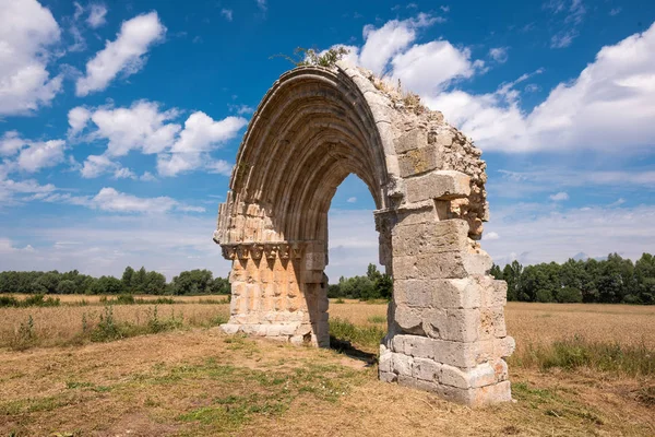 Arco Medieval Ruinas San Miguel Mazarreros Olmillos Sasamon Burgos España —  Fotos de Stock