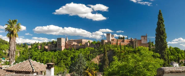 Słynny Arabski Starożytnej Twierdzy Alhambra Granadzie Hiszpania — Zdjęcie stockowe