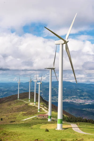 Energía Renovable Turbinas Eólicas Parque Eólico Paisaje Paisajístico País Vasco — Foto de Stock