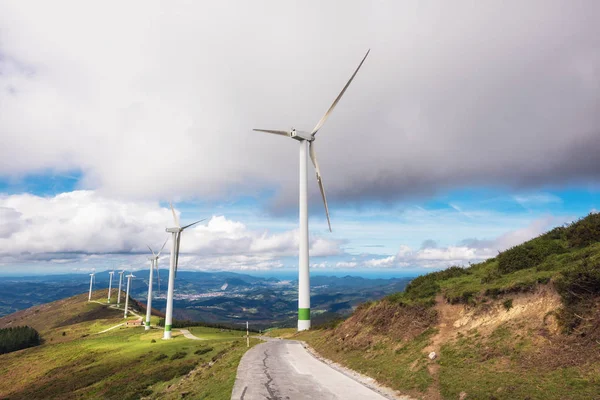 Hernieuwbare Energie Windturbines Eolische Park Het Schilderachtige Landschap Van Baskenland — Stockfoto